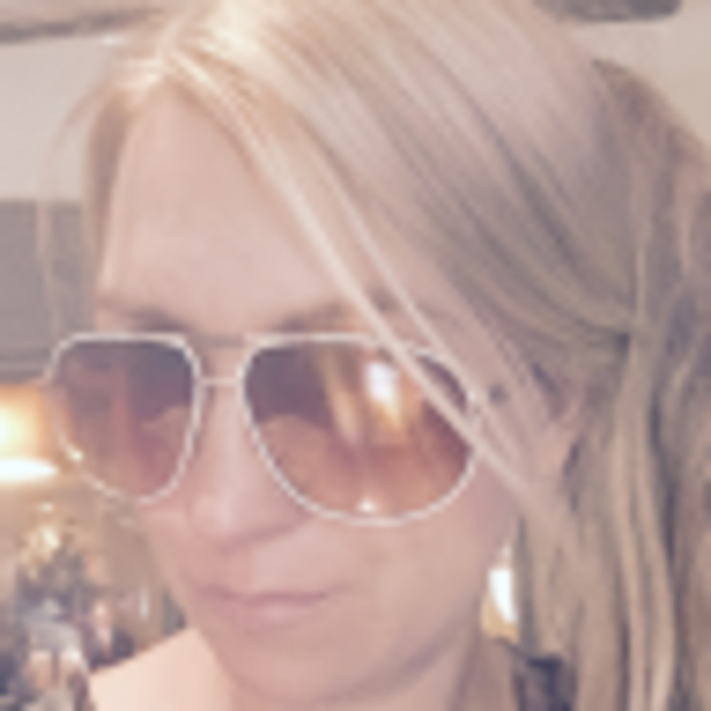 Meet your Posher, Justina